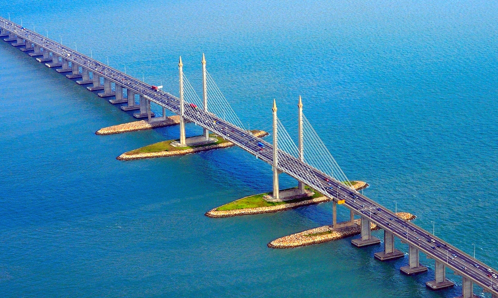 /-/media/subsites/cesdyn/projects/ongoing/parallelmonostrandstaycablebendingfatigue/penang_bridge_2.jpg